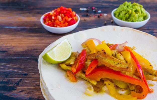 roasted bell peppers and guacamole - easy snacks | Tackle Poor Nutrition and Get Your Senior Eating Healthy With These Yummy Snacks