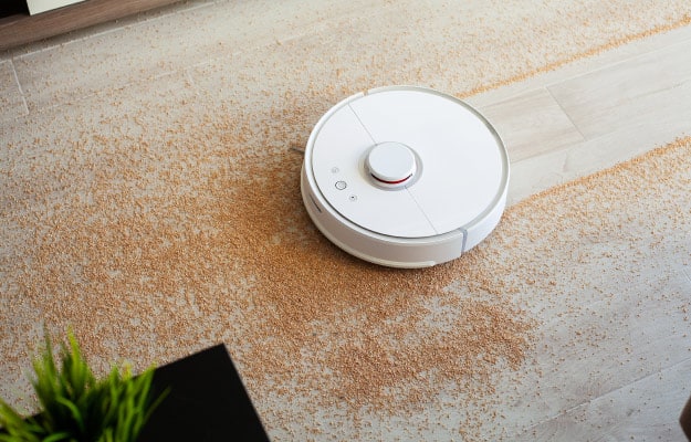 Robot-Vacuum-Cleaner----------10-Useful-and-Small-Gift-Ideas_ss_body