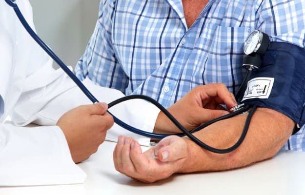 Blood-Pressure-Test-&-Work-------------10-Recommended-Routine-Wellness-Checkups-for-All-Seniors-------ss_body