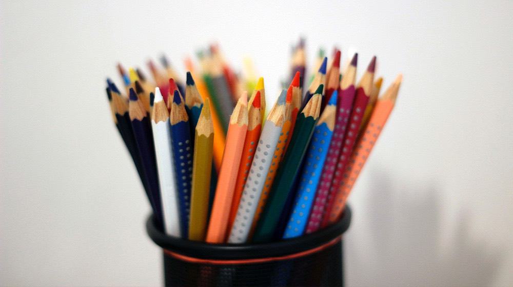 12Oaks-Colored pens-us-Benefits of Coloring for Your Elderly Family Member-Feature