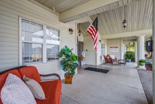 2 Porch Hoyt Court