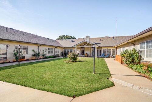 3 Courtyard Hoyt Court