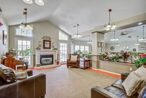 4 LivingRoom Hoyt Court