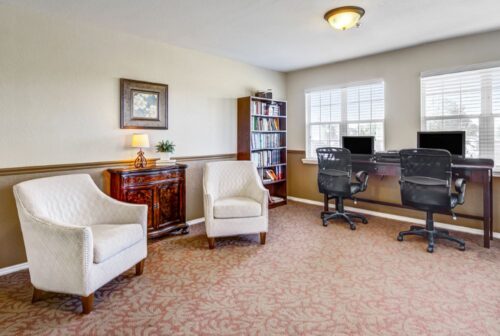 6 CommonRoom Hoyt Court
