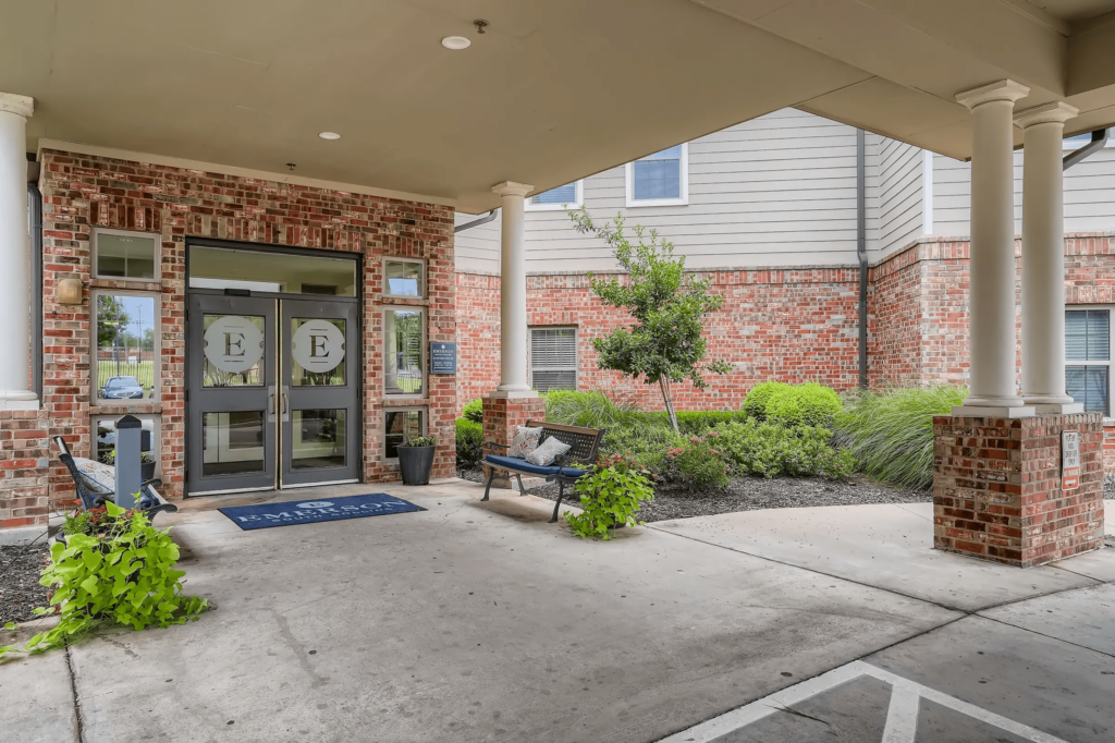 Exterior Emerson South Collins