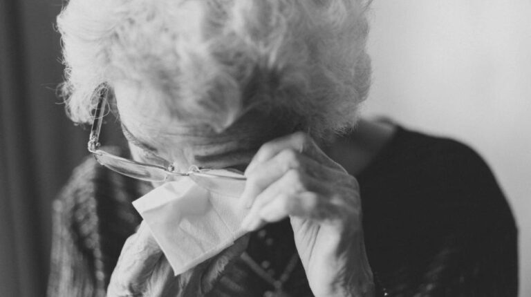 grandma crying moment during a wedding featured image us