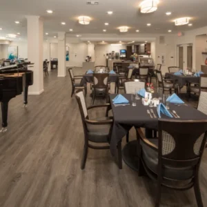 Cedarhurst of Woodland Hills Dining