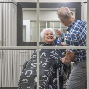 the atriums senior living community overland park salon 1