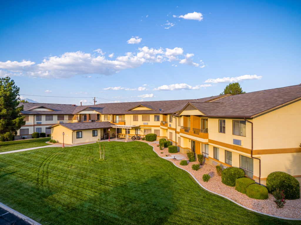 Desert Oaks 30