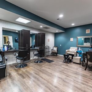 The Cedars at Woodland Hills Salon