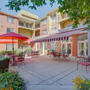 33 6800Leetsdale 125